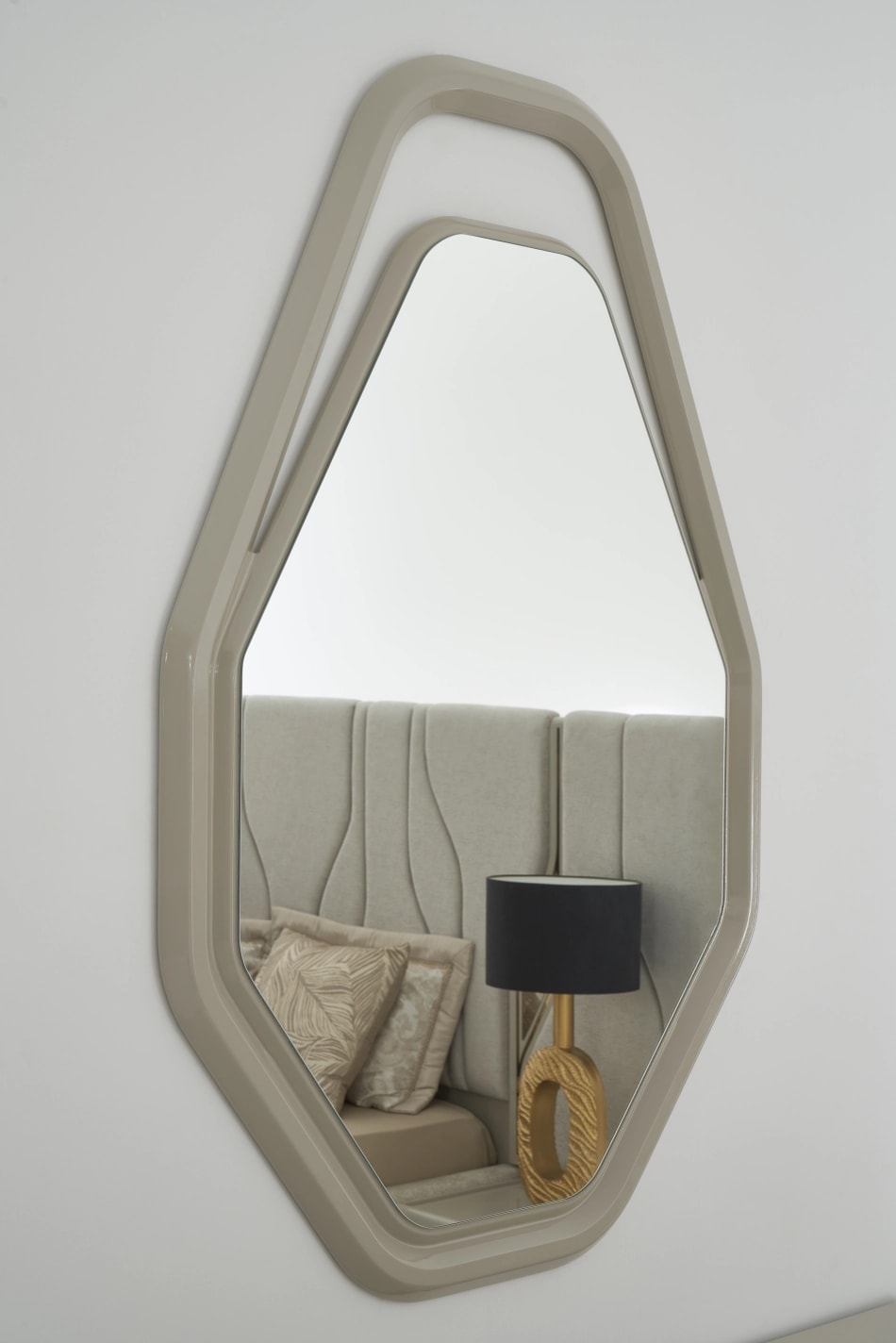 Oglina Comoda dormitor MILANO HL