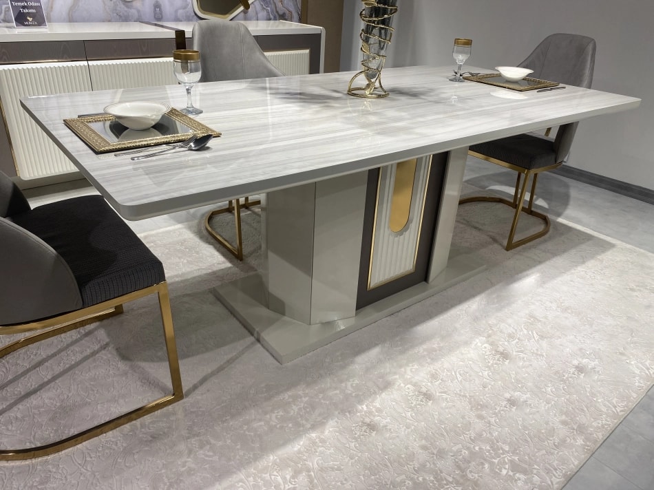 COMODA -DINING ZURIH MM