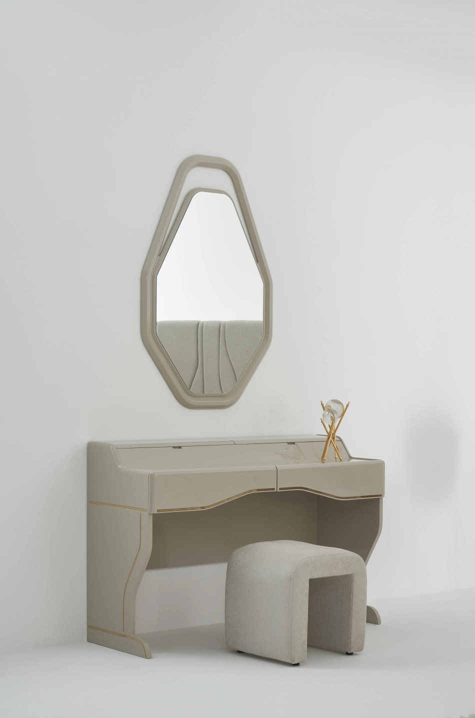 Oglina Comoda dormitor MILANO HL