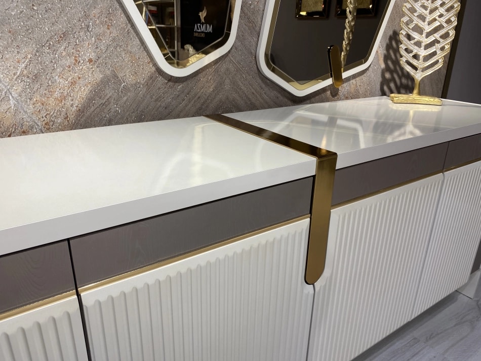 COMODA -DINING ZURIH MM