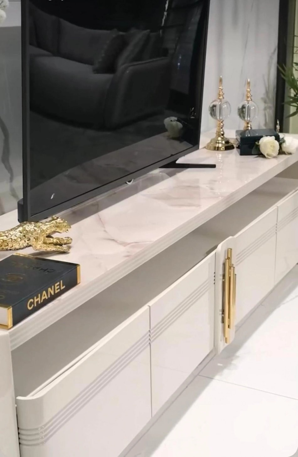 Comoda Tv NOVA Sg